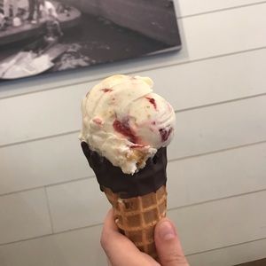 Meet your Posher, Breanna